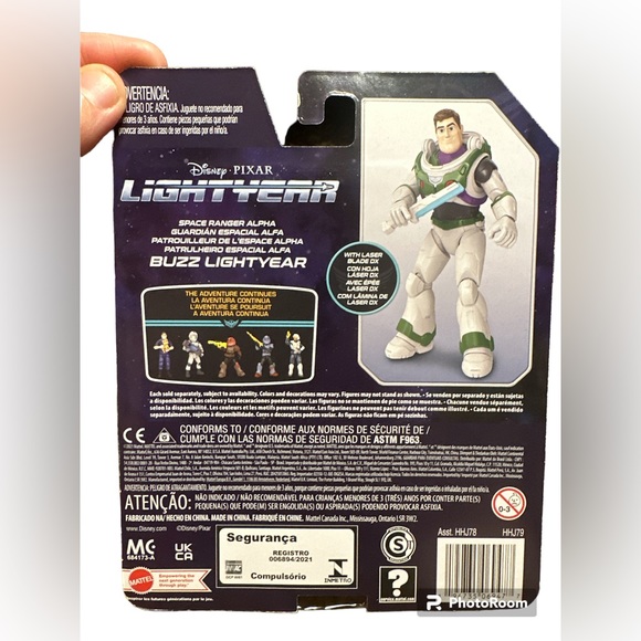 Disney Buzz Lightyear and Izzy Hawthorne Action Figures Brand New! - Picture 6 of 10